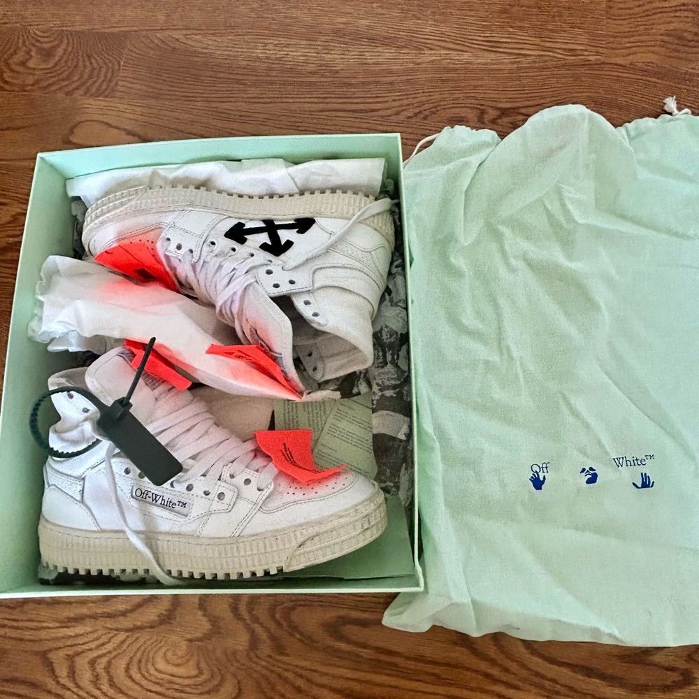 Off White Court 3.0 Sneakers in White- Size 35